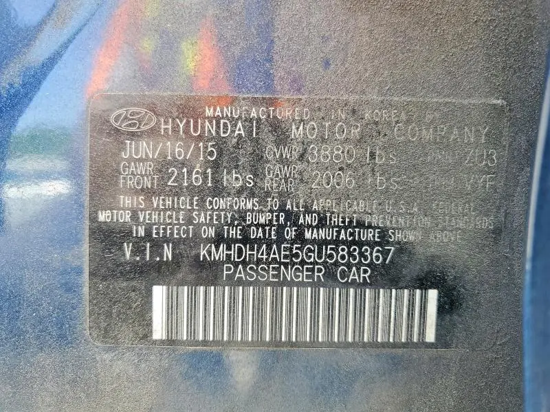 2016 HYUNDAI ELANTRA SE  