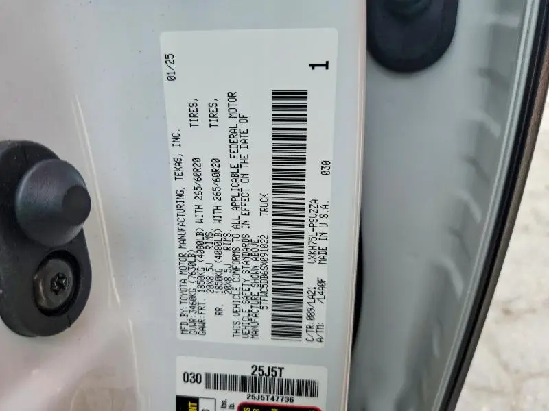 2025 TOYOTA TUNDRA PLATINUM HV  