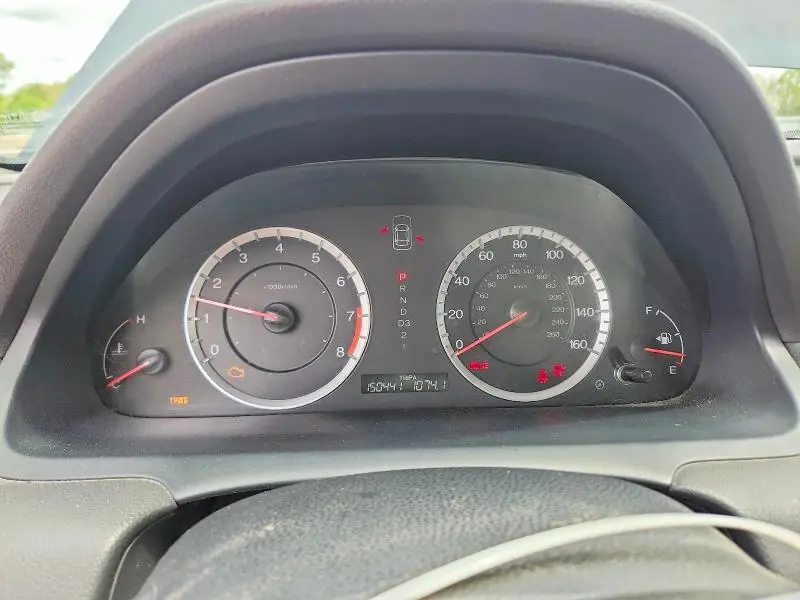 2010 HONDA ACCORD LX  