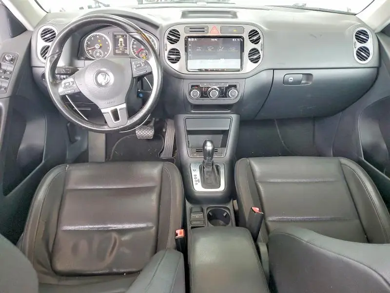 2011 VOLKSWAGEN TIGUAN S  