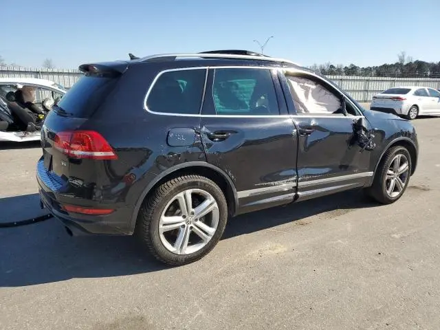 2014 VOLKSWAGEN TOUAREG V6  