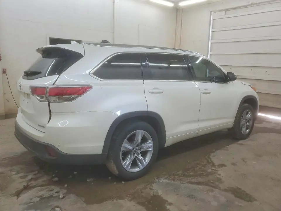 2016 TOYOTA HIGHLANDER LIMITED  