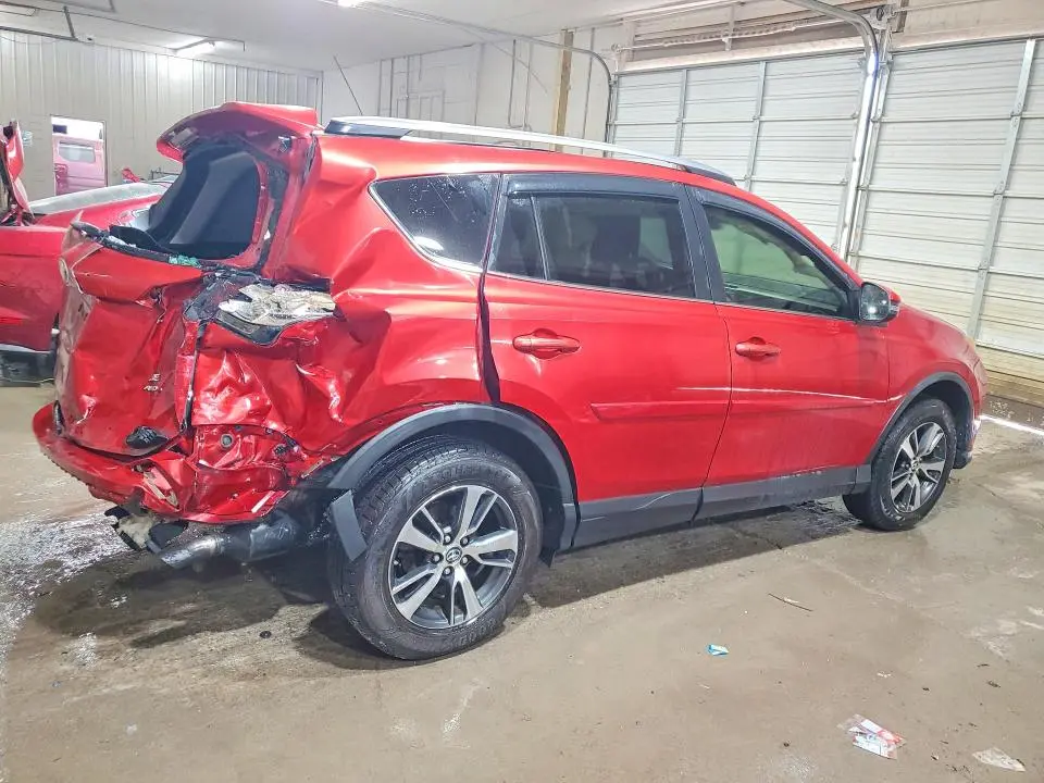2017 TOYOTA RAV4 XLE  