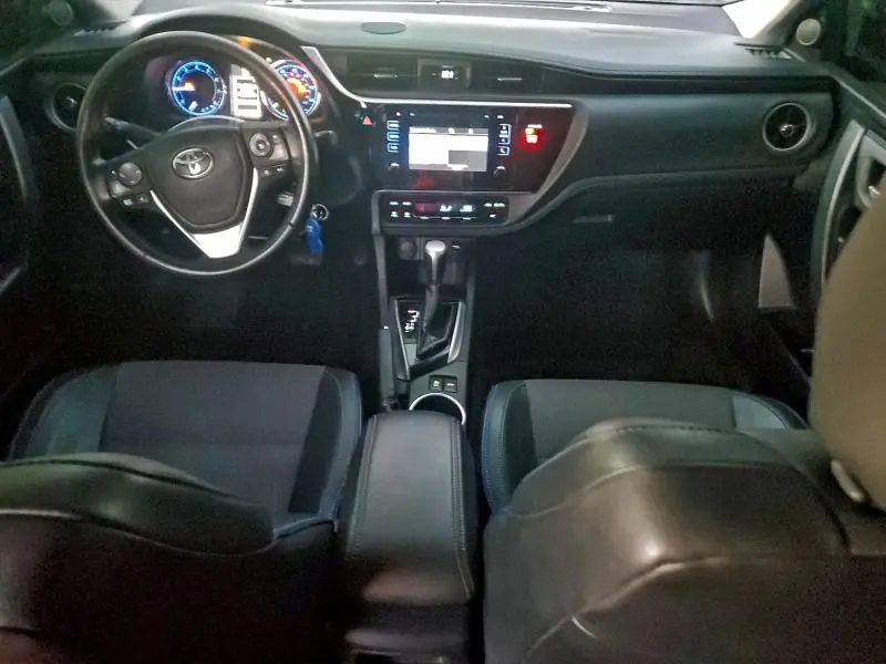 2019 TOYOTA COROLLA   