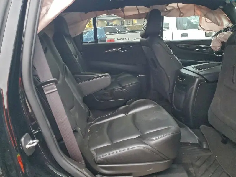 2017 CADILLAC ESCALADE PLATINUM  