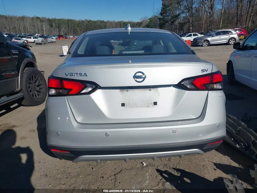 2021 NISSAN VERSA SV XTRONIC CVT