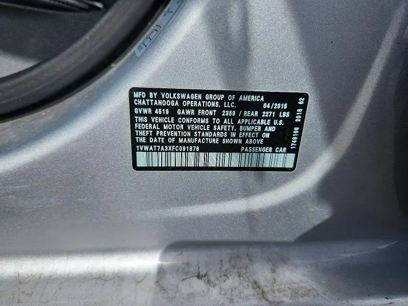 2015 VOLKSWAGEN PASSAT S  