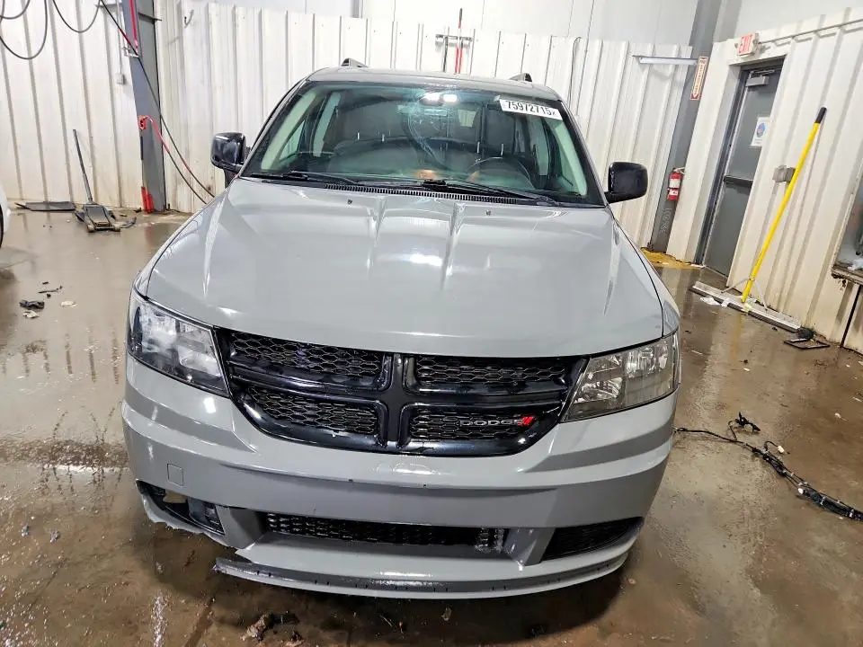 2020 DODGE JOURNEY SE  