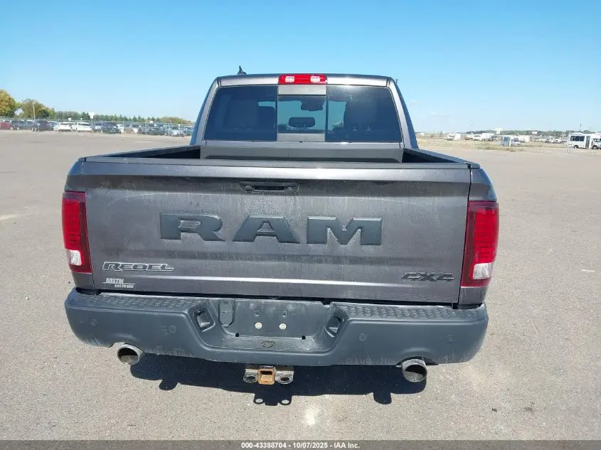 2017 RAM 1500 REBEL  4X4 5'7 BOX