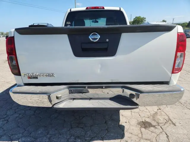 2015 NISSAN FRONTIER S  