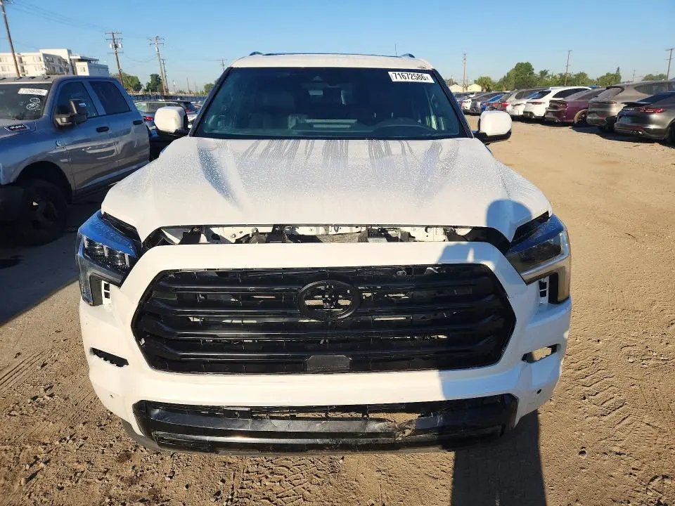 2023 TOYOTA SEQUOIA PLATINUM  