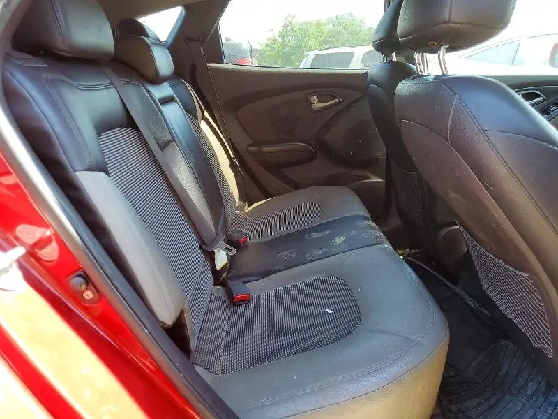 2011 HYUNDAI TUCSON GLS  
