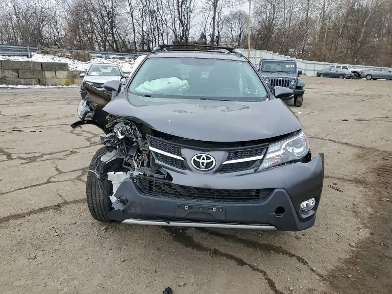 2014 TOYOTA RAV4 XLE  