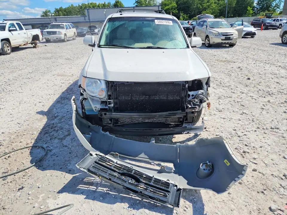 2011 FORD ESCAPE LIMITED  