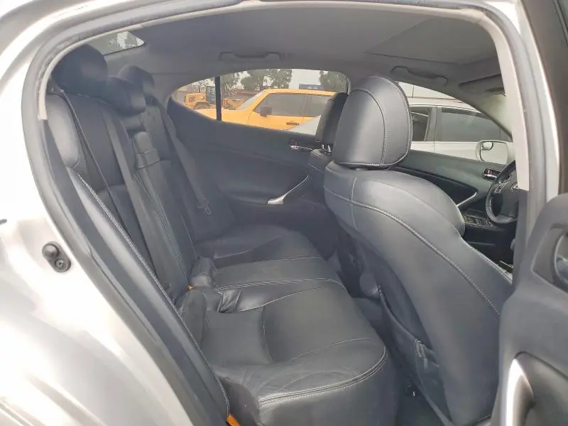 2011 LEXUS IS 250  
