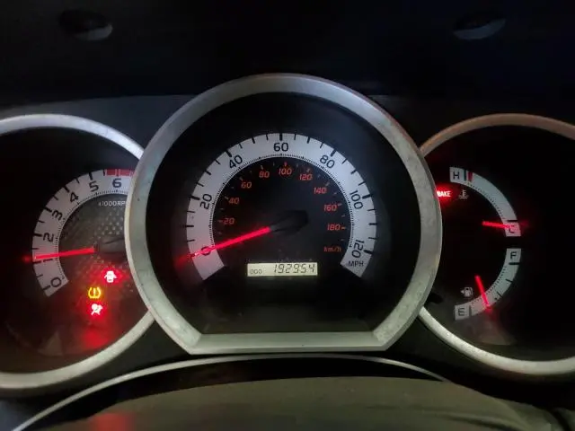 2011 TOYOTA TACOMA   