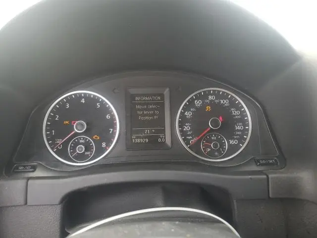 2016 VOLKSWAGEN TIGUAN S  