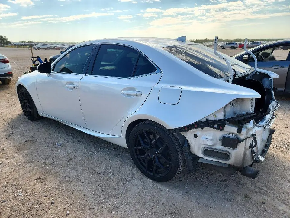 2016 LEXUS IS 200T  