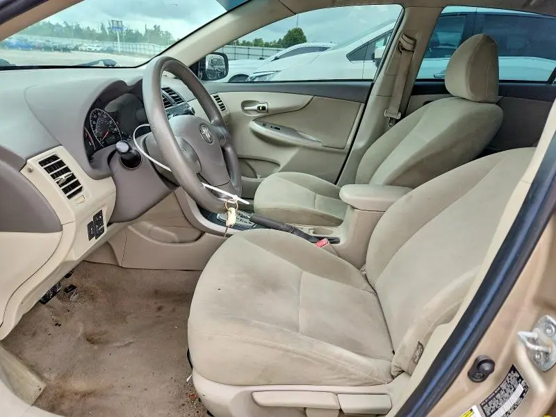 2010 TOYOTA COROLLA LE  