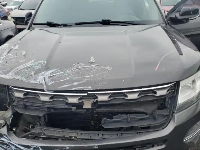 2016 FORD EXPLORER XLT  