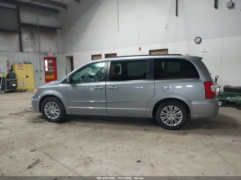 2015 CHRYSLER TOWN & COUNTRY TOURING-L