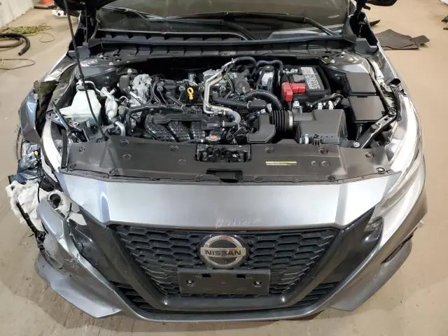2022 NISSAN ALTIMA SR  