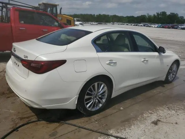 2019 INFINITI Q50 LUXE