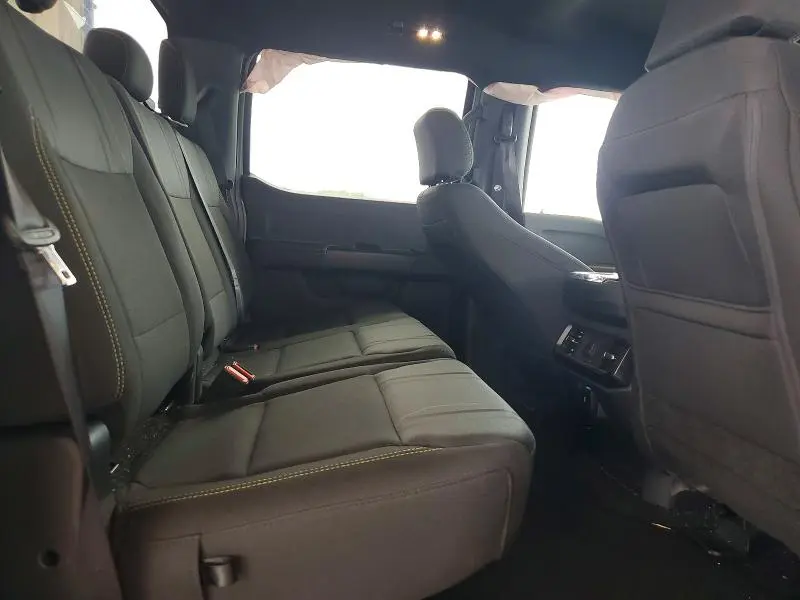 2024 FORD F150 STX  