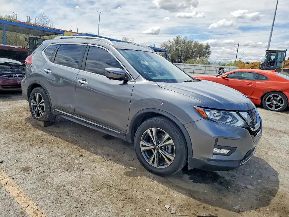 2018 NISSAN ROGUE SL  