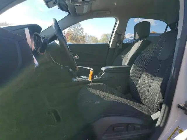 2017 CHEVROLET EQUINOX LT  