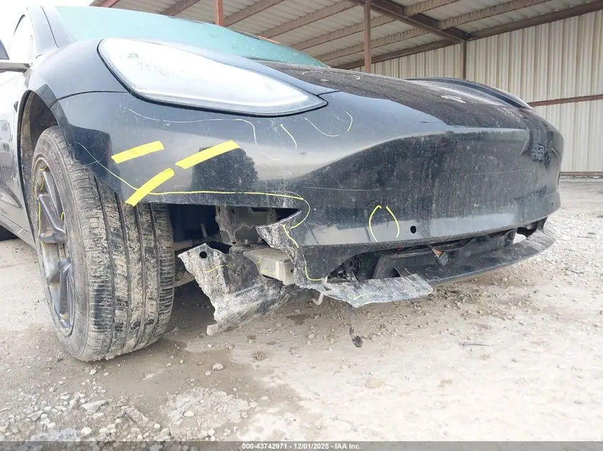 2018 TESLA MODEL 3 LONG RANGE/MID RANGE