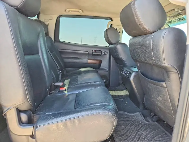 2010 TOYOTA TUNDRA CREWMAX LIMITED  