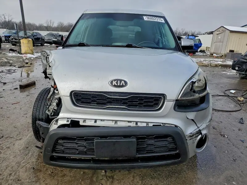2013 KIA SOUL +  