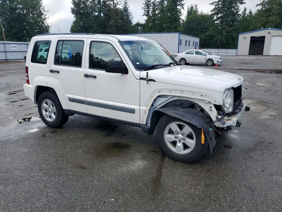 2010 JEEP LIBERTY SPORT  