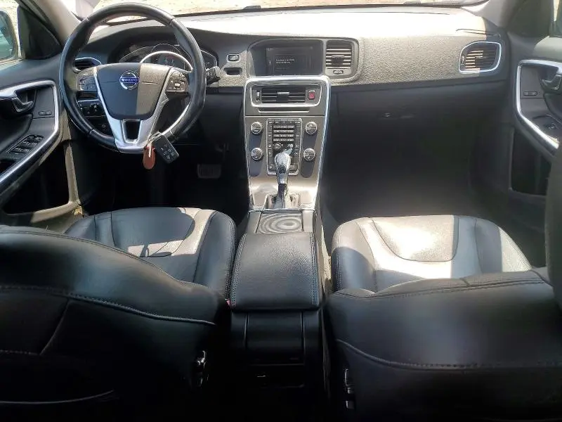 2015 VOLVO S60 PREMIER  