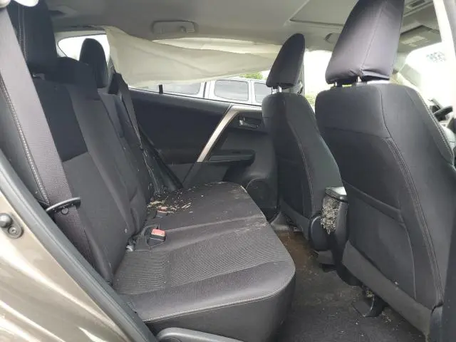 2015 TOYOTA RAV4 XLE  