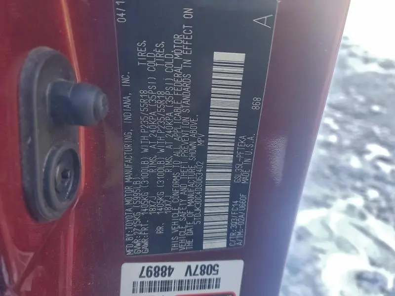 2013 TOYOTA SIENNA LE  