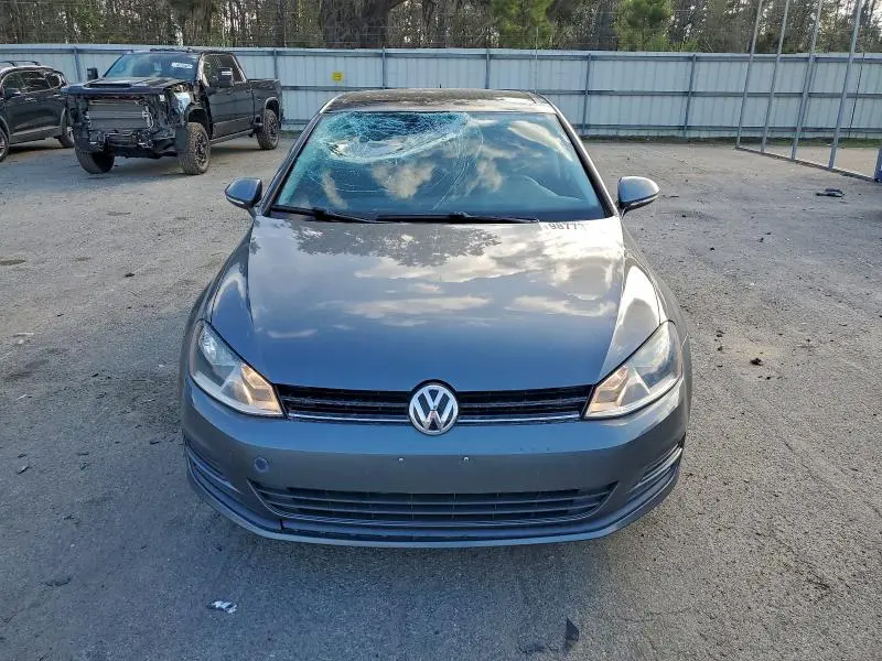 2016 VOLKSWAGEN GOLF S/SE  