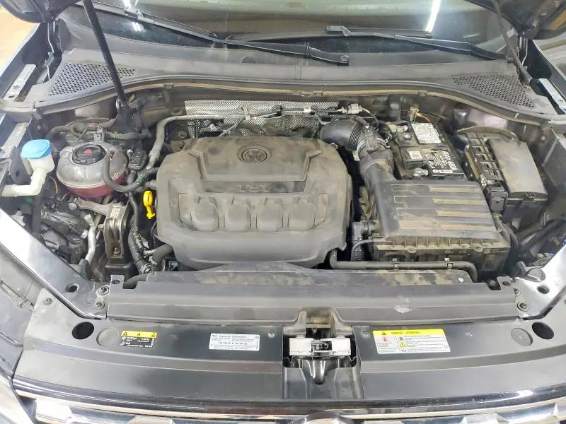 2021 VOLKSWAGEN TIGUAN SE  
