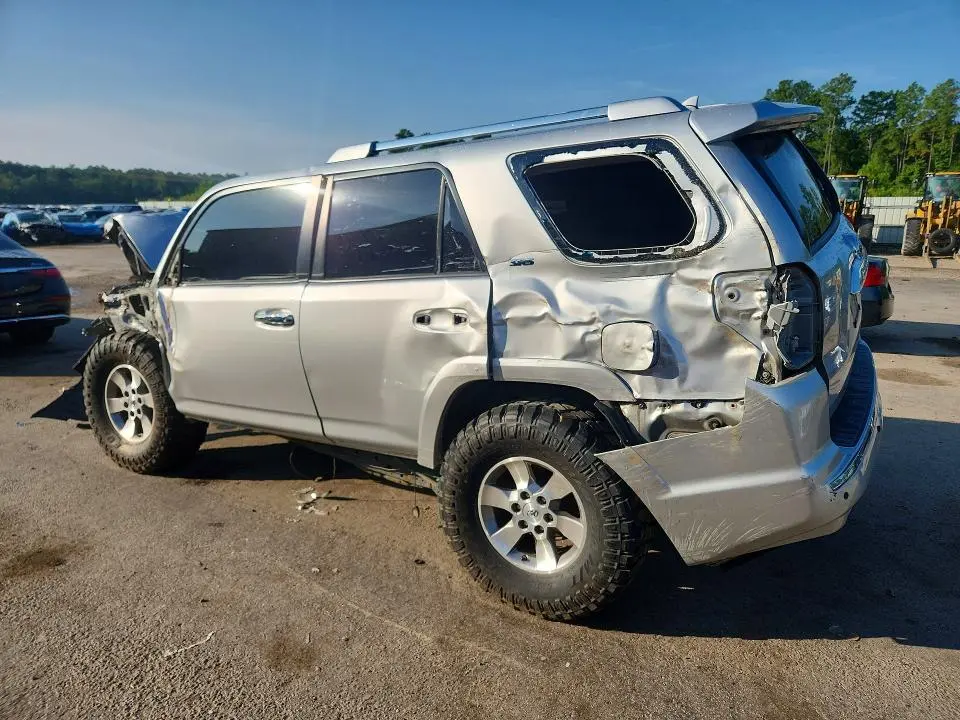 2012 TOYOTA 4RUNNER SR5  