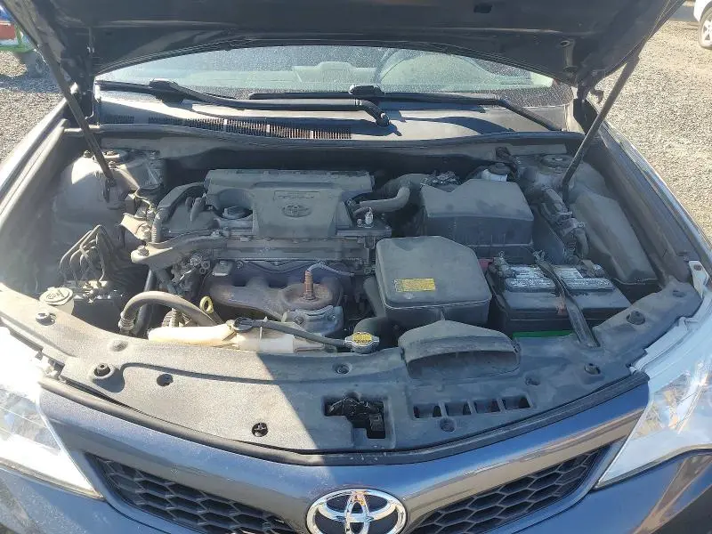2012 TOYOTA CAMRY SE  