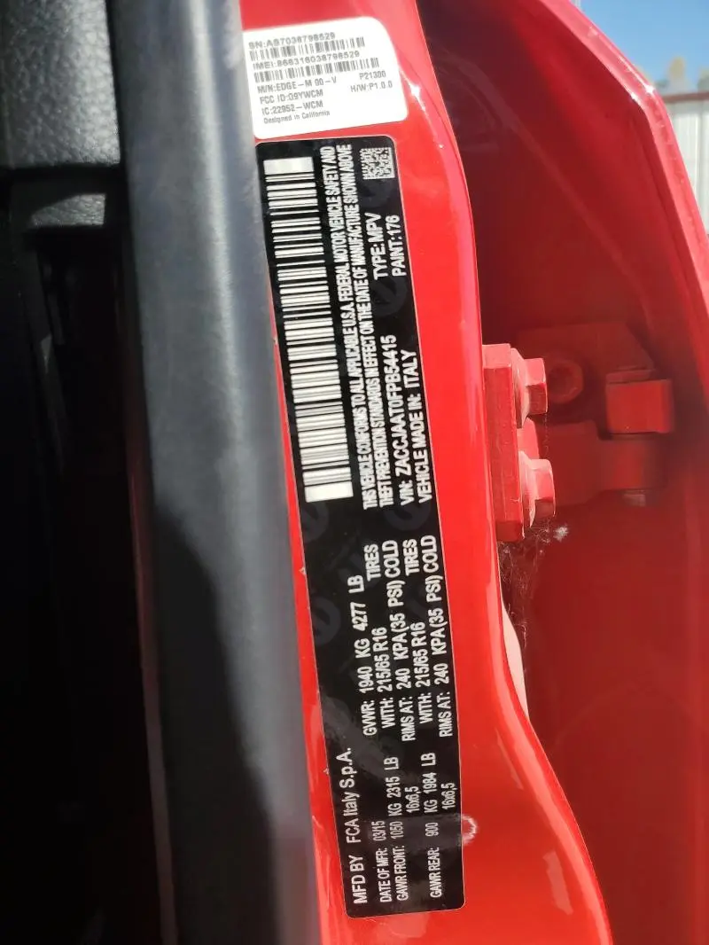 2015 JEEP RENEGADE SPORT  