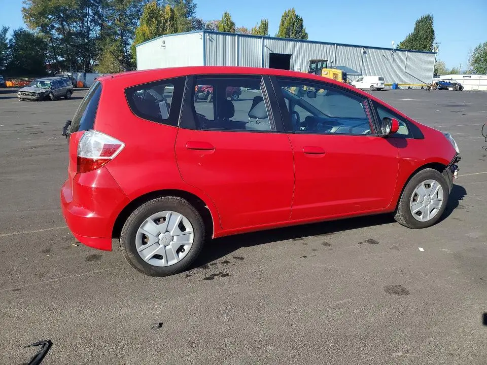 2013 HONDA FIT   