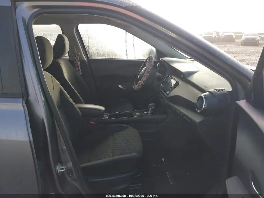 2021 NISSAN KICKS SV XTRONIC CVT