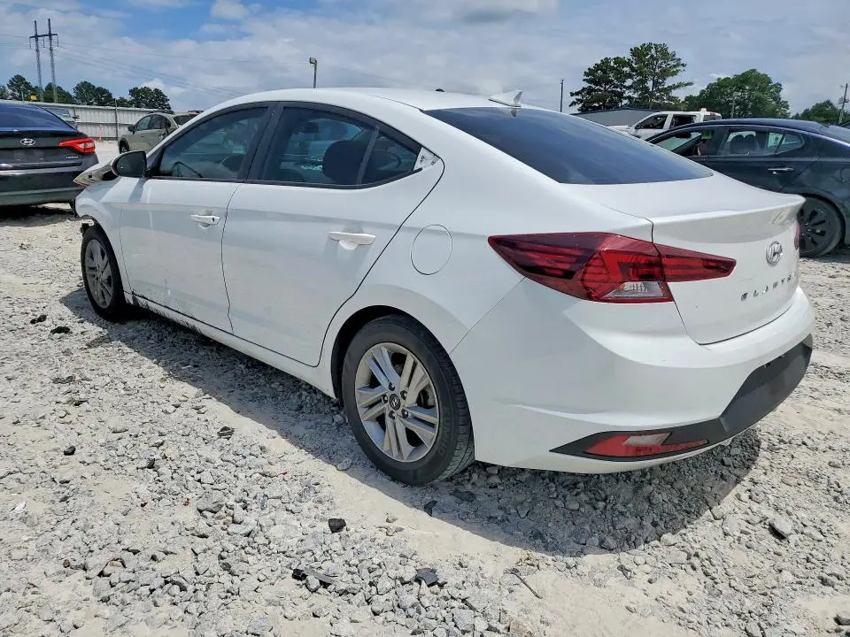 2020 HYUNDAI ELANTRA SEL  