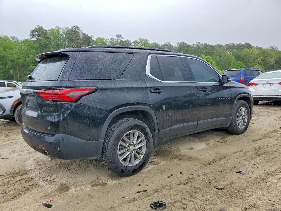 2022 CHEVROLET TRAVERSE LT  