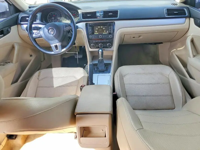 2012 VOLKSWAGEN PASSAT SE  