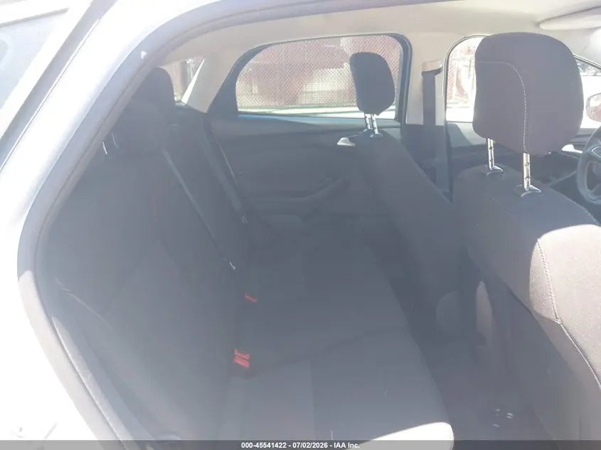 2018 FORD FOCUS SE