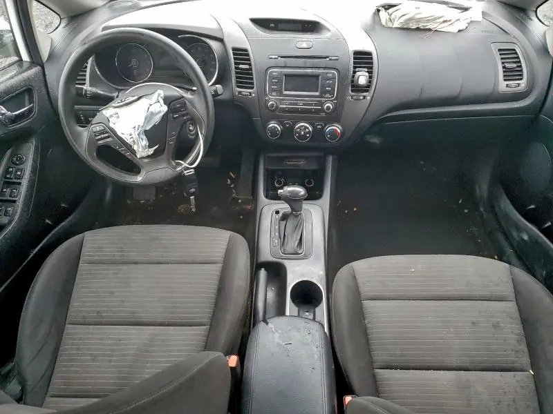2015 KIA FORTE LX  