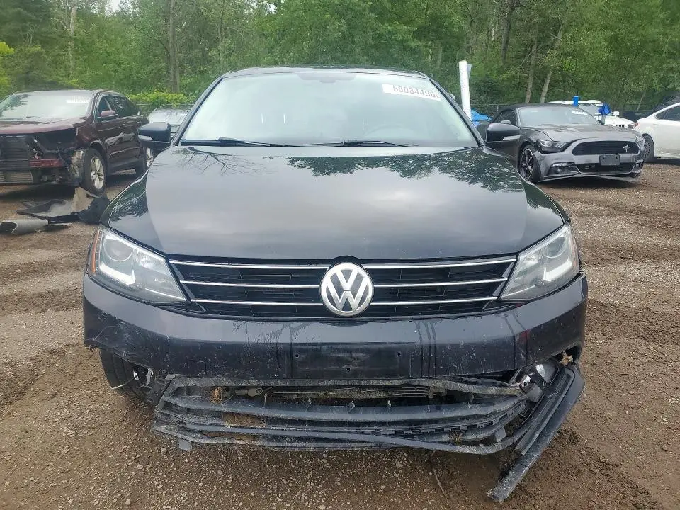 2016 VOLKSWAGEN JETTA SEL  